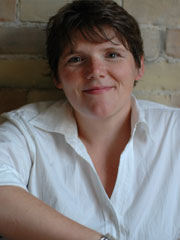 Headshot of author Molly O'Keefe